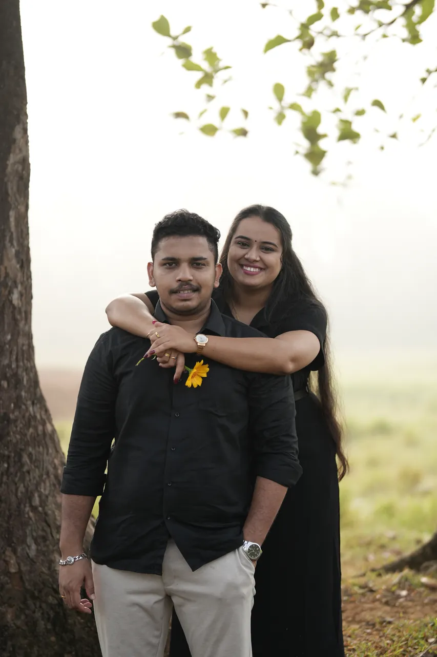 Rakhi and Aravind in modern attire