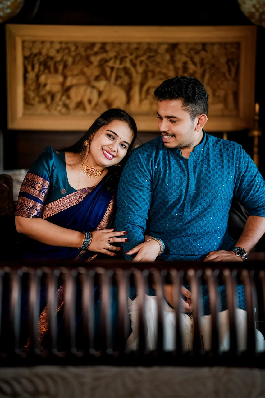 Rakhi and Aravind in traditional Kerala attire